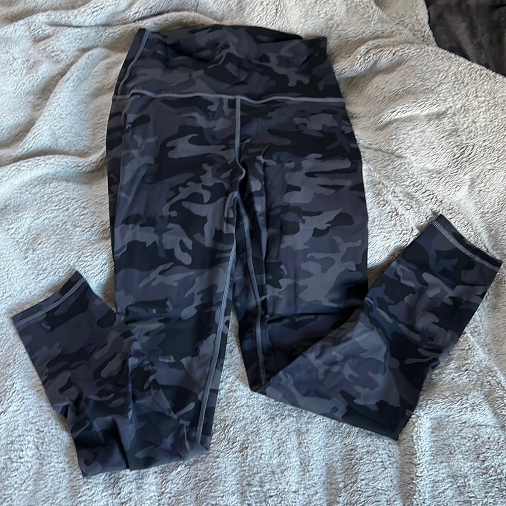 Echo Force Scrunch Leggings